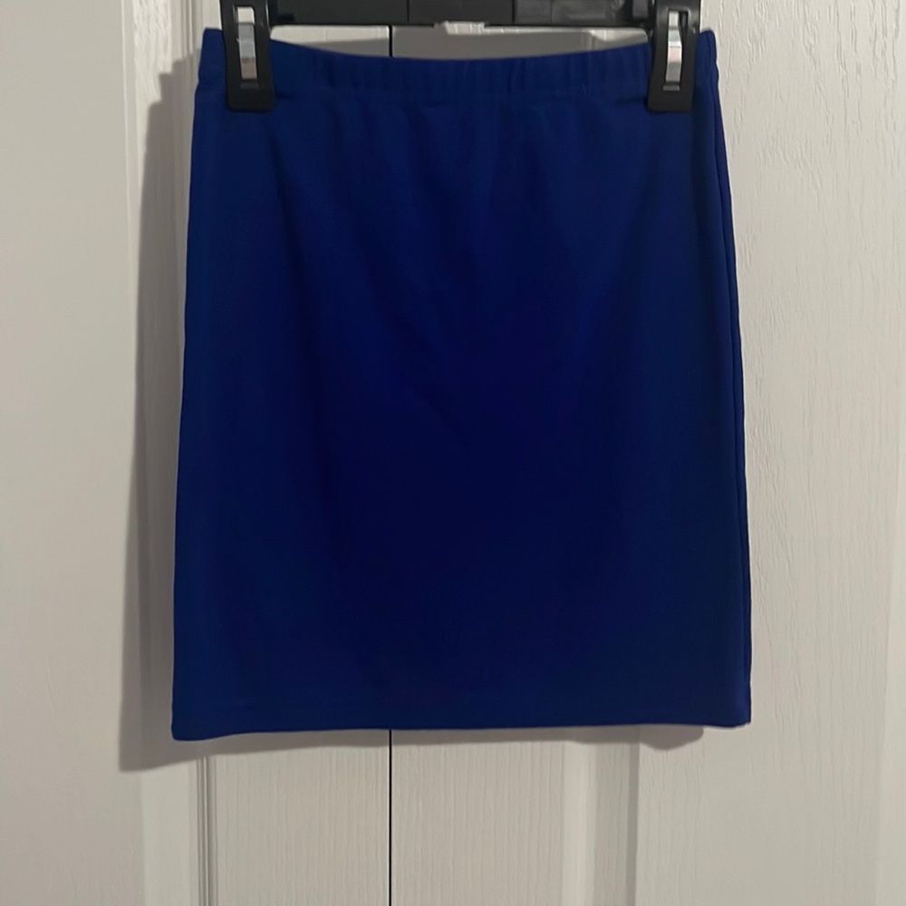 Nuggles skirt